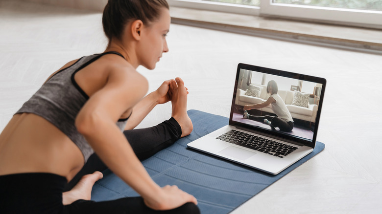 Doing Pilates online