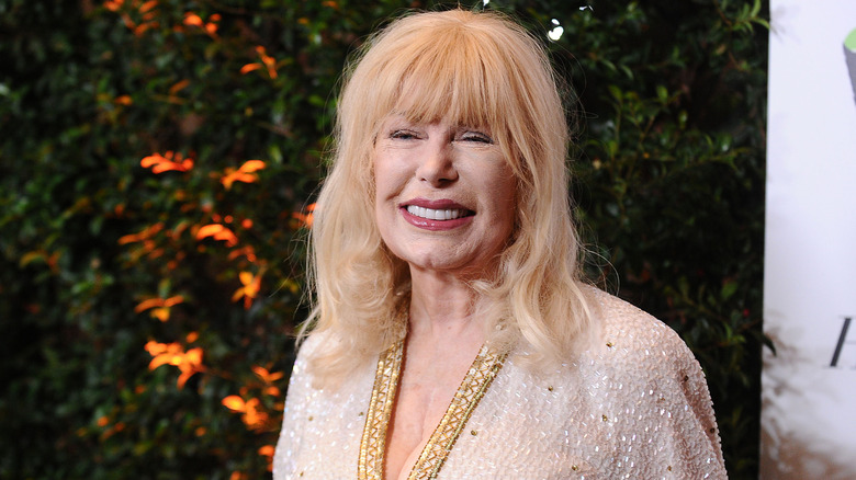 Loretta Swit smiles at a gala in 2016
