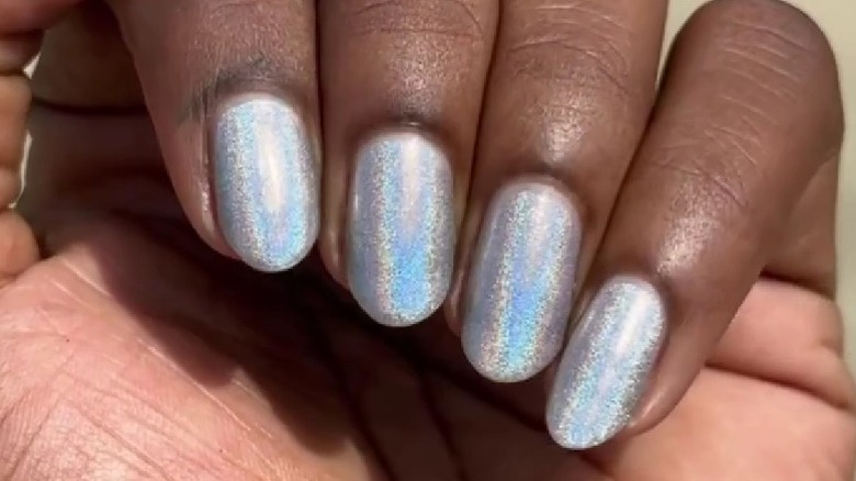 Holographic nails
