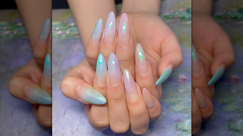 Iridescent nails