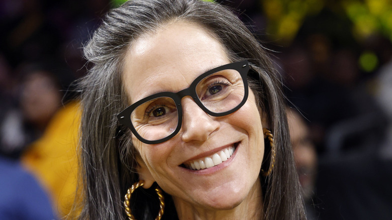 Jami Gertz at a Los Angeles Lakers and Atlanta Hawks basketball game, 2025