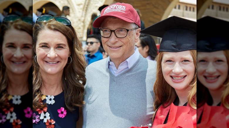 Jennifer Gates poses for a photo with her parents, Bill and Melina Gates at her Stanford Univeristy undergradute graduation