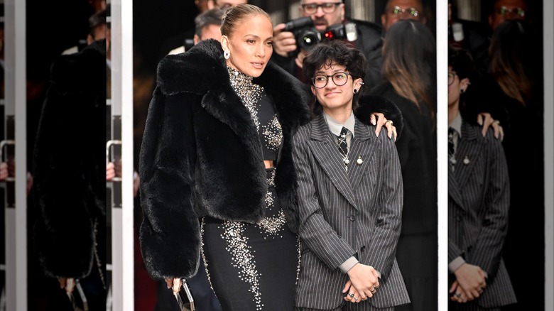 Emme Muniz and Jennifer Lopez posing