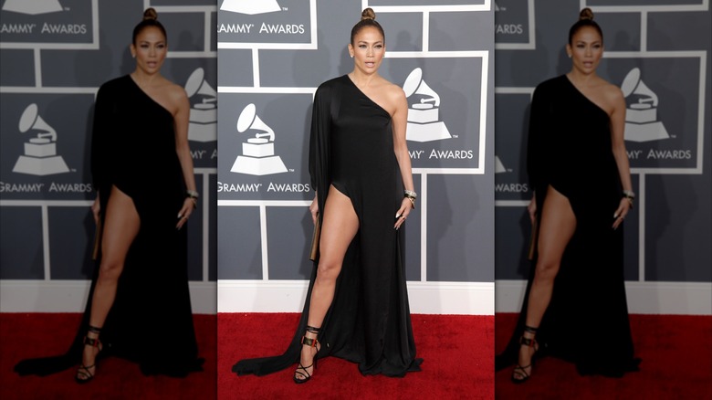Jennifer Lopez posing