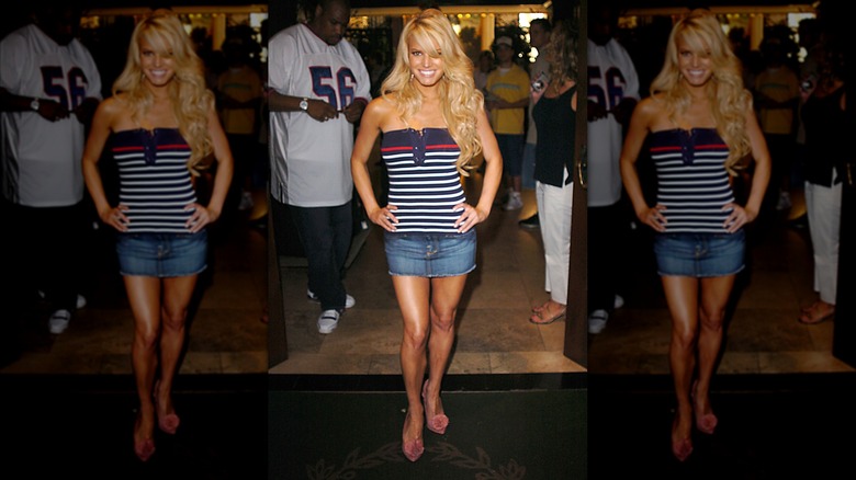 Jessica Simpson in a miniskirt in 2004