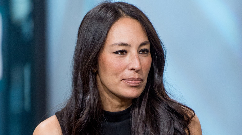Joanna Gaines with long wavy hair