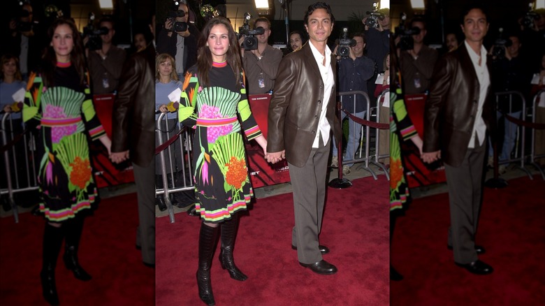 Julia Roberts at a movie premiere with Benjamin Bratt