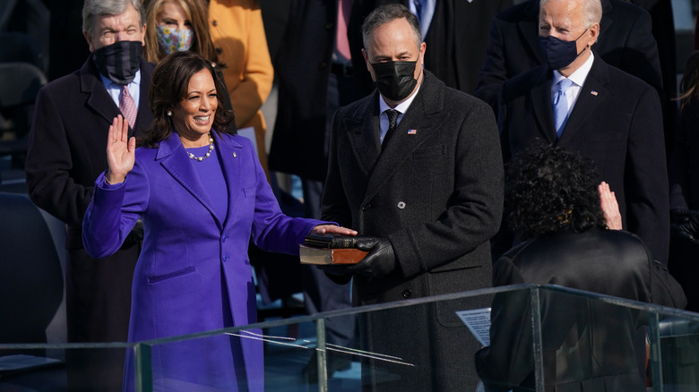 Kamala Harris being sworn in January 2021