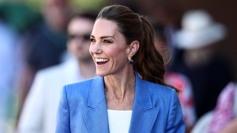Kate Middleton in a blue suit with blue earrings at Wimbledon in 2026