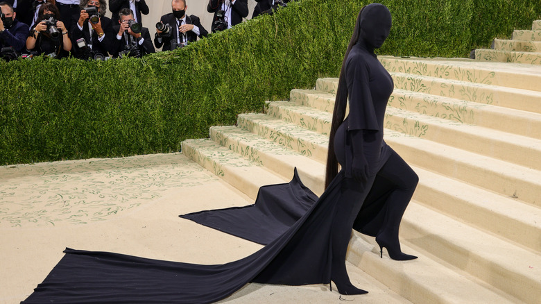 Kim Kardashian posing at the 2021 Met Gala