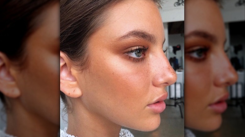 Bronze cheeks