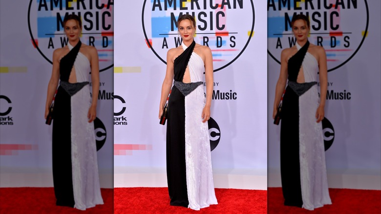 Leighton Meester on the red carpet of the 2018 American Music Awards