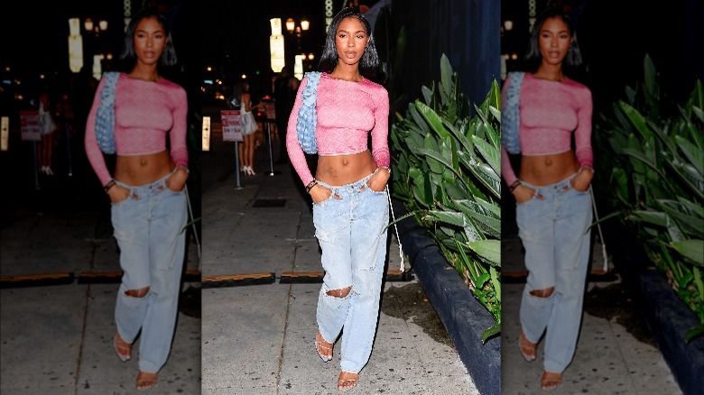 Low Rise Jeans Are Back And They re Surprisingly Wearable