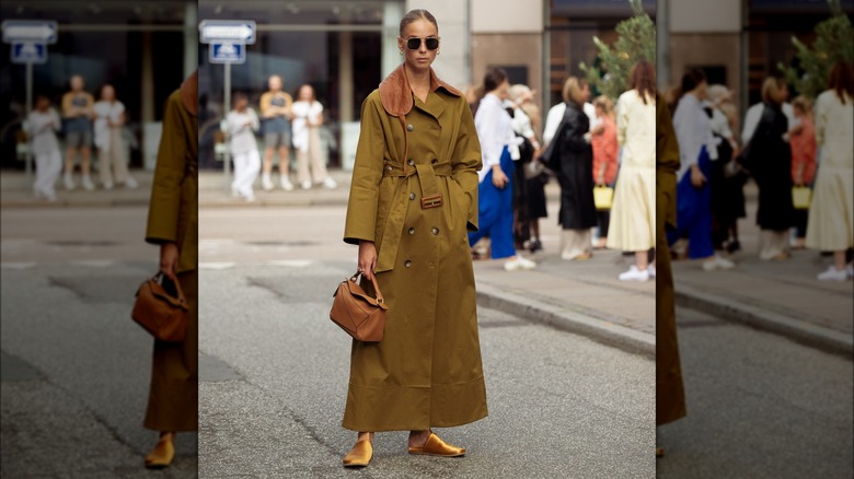 Woman in gold shoes 