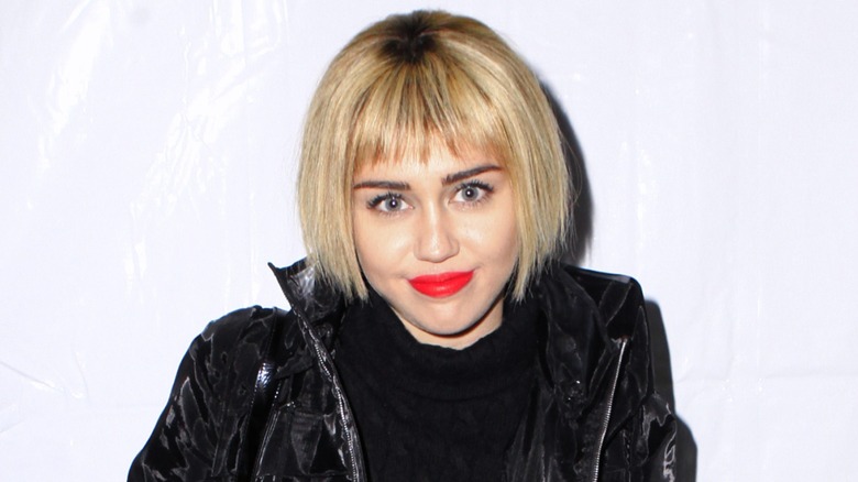 Miley Cyrus with a bob in 2013