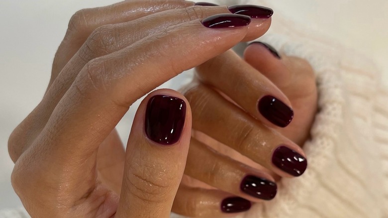 Red-black nails