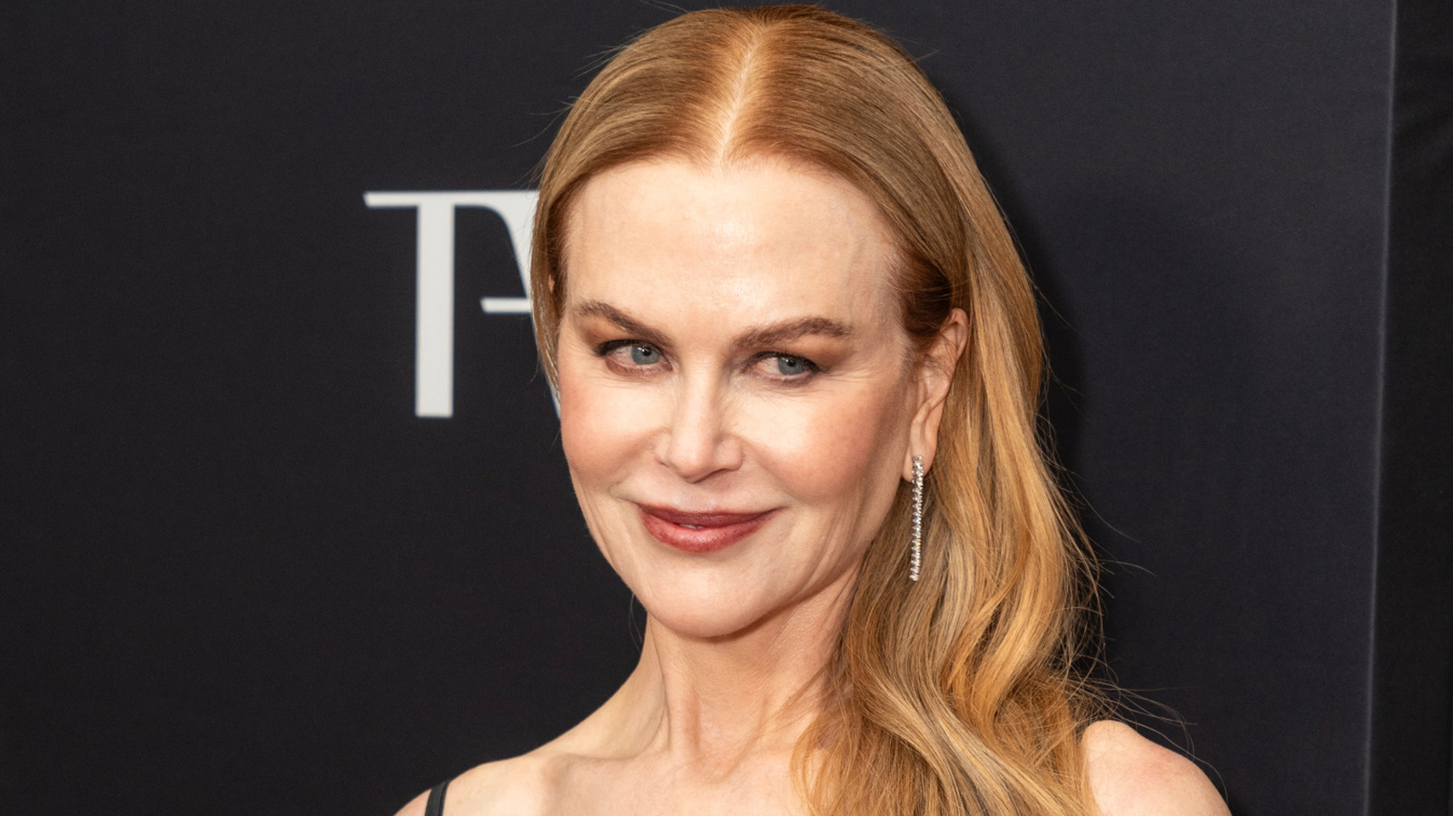 Nicole Kidman Loves This Dramatic Manicure With A '90s Vibe & It's Perfect For Fall 2026 - Women