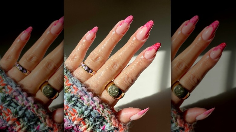 mixed swirl ombré lip gloss nails