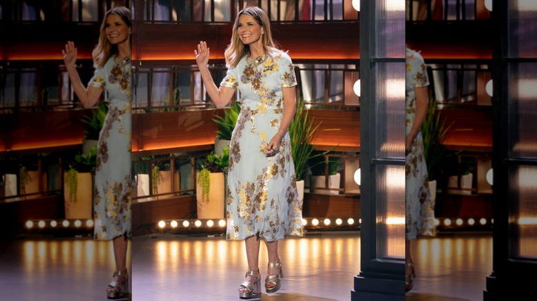 Savannah Guthrie walking on stage on "The Kelly Clarkson Show"