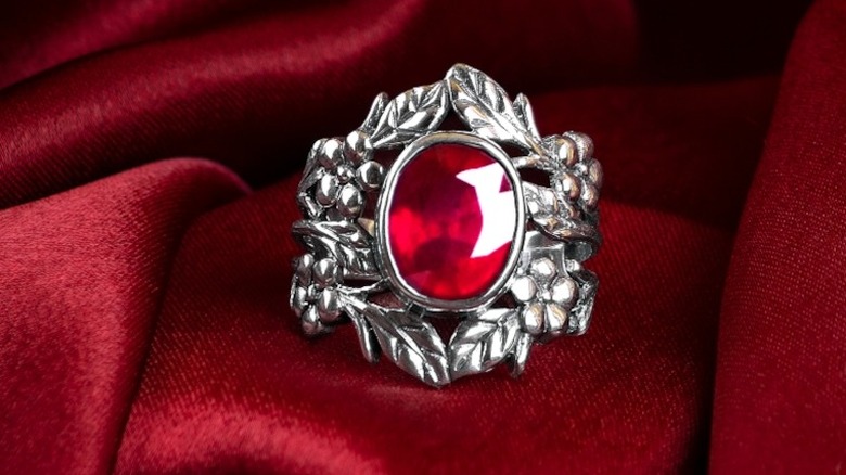 Niassa ruby leaf ring