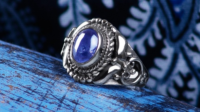 Blue tanzanite ring