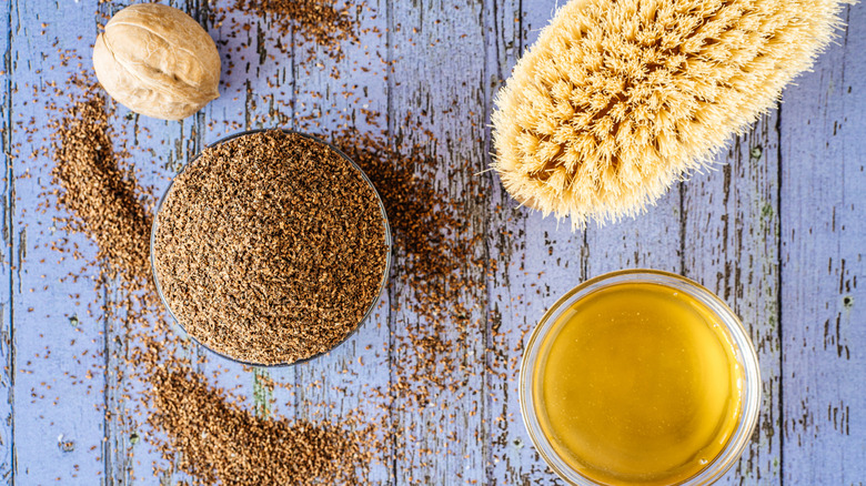 Walnut scrub