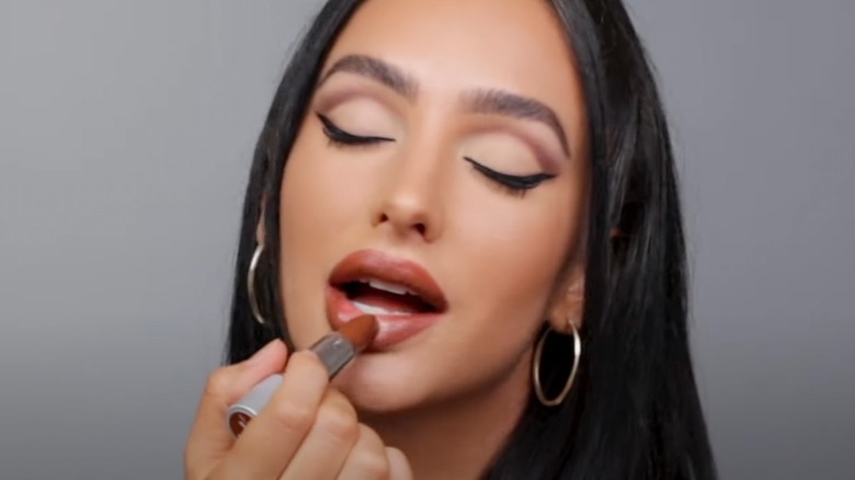 Makeup tutorial 