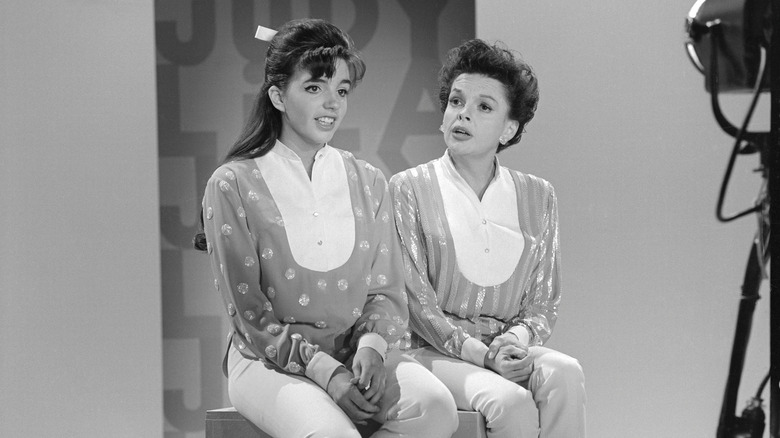 Liza Minnelli and Judy Garland rehearsing for The Judy Garland Show