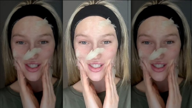 TikToker slugging her skin