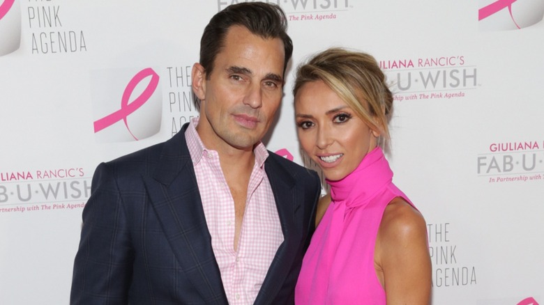 Bill Rancic with Giuliana Rancic on the red carpet