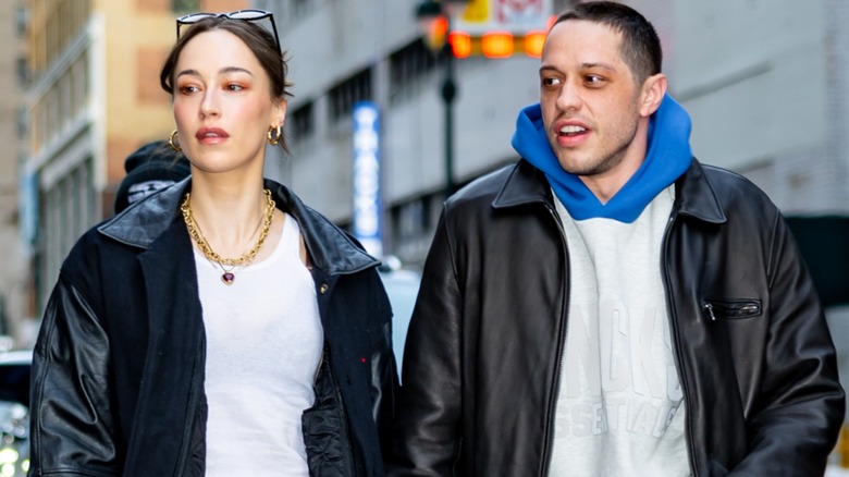 Pete Davidson and Elsie Hewitt walking together