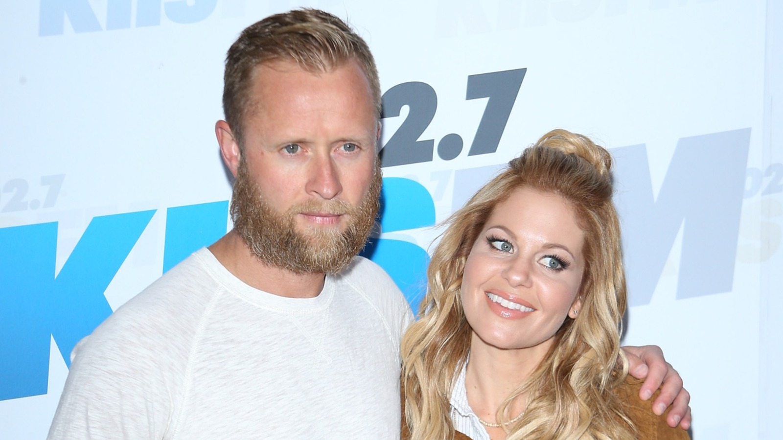 Red Flags We Can't Look Away From In Candace Cameron Bure's Marriage(01)