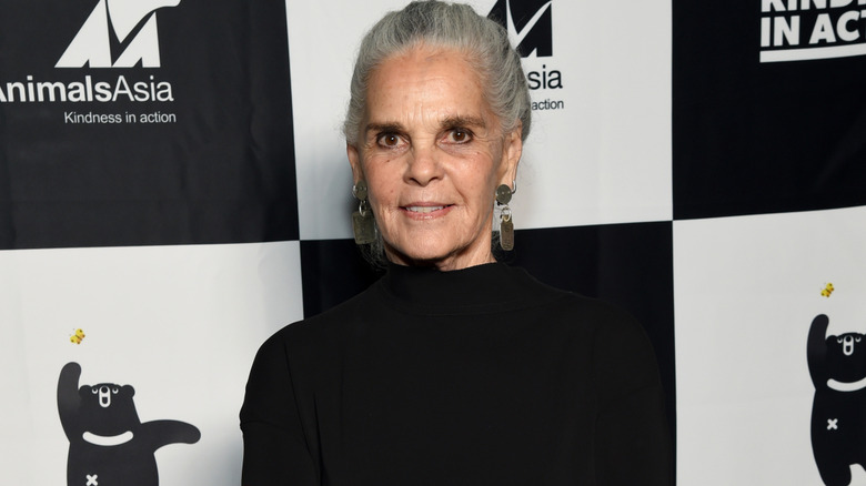 Ali MacGraw smiles on the red carpet in 2020