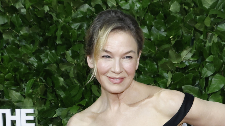 Renée Zellweger with an updo