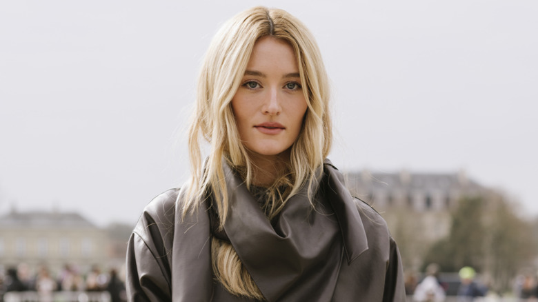 Sarah Pidgeon attends the Loewe Womenswear Fall/Winter 2026-2027 show as part of Paris Fashion Week on March 06, 2026 in Paris, France