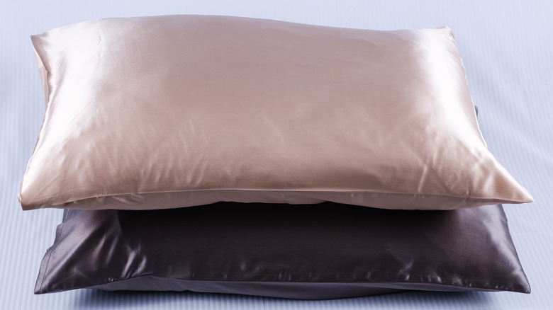 satin pillowcases