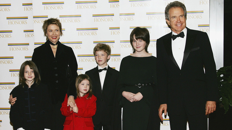 Red carpet photo of Annette Bening, Warren Beatty, and their four young children