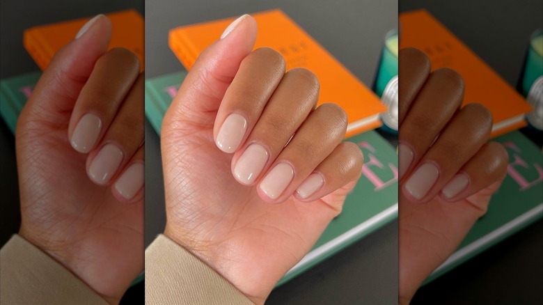Almond-shaped soap nails in nude