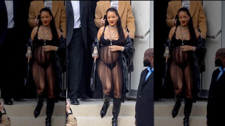 Rihanna posing in maternity outfit