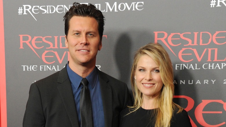 Hayes MacArthur posing with Ali Larter