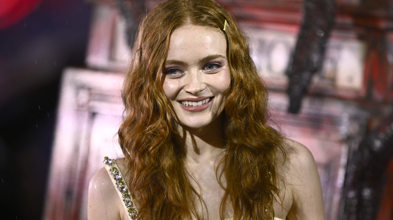 Sadie Sink smiling at the premiere of 