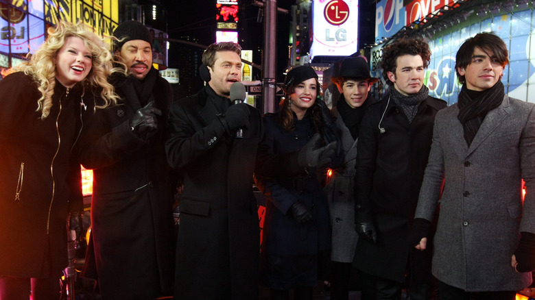 Taylor Swift with Joe Jonas