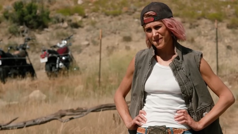 Jen Landon as Teeter in 