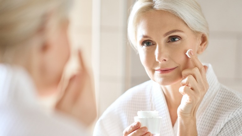 Retinol skincare routine