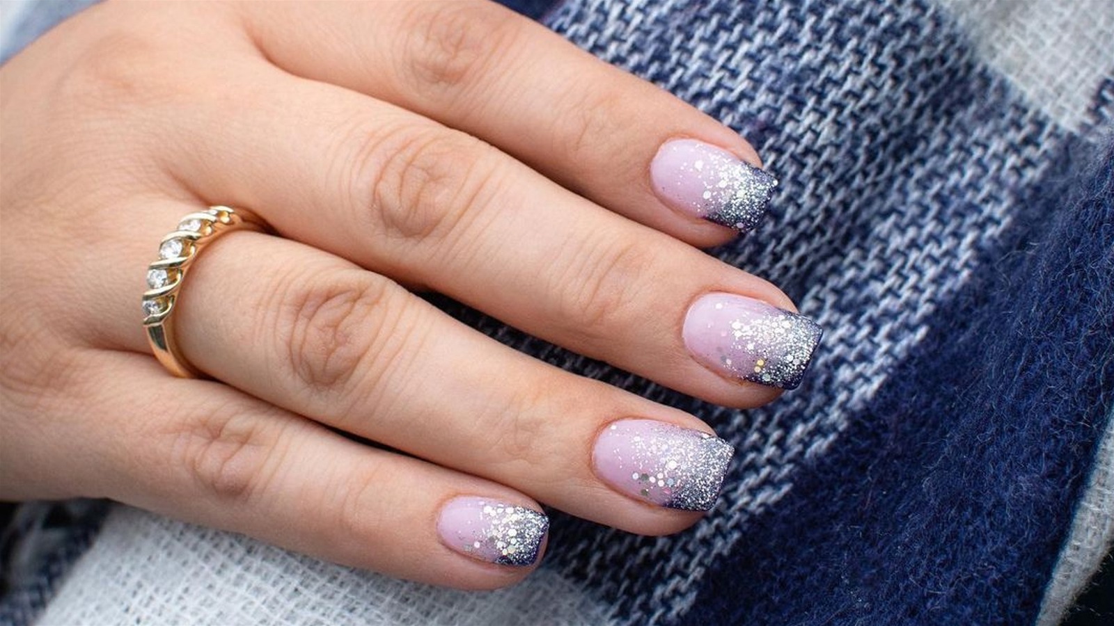 All Types Of Glitter Nails