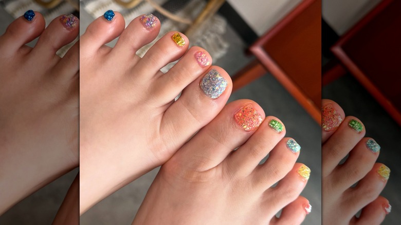 Sparkle pedicure in a variety of colors on Instagram