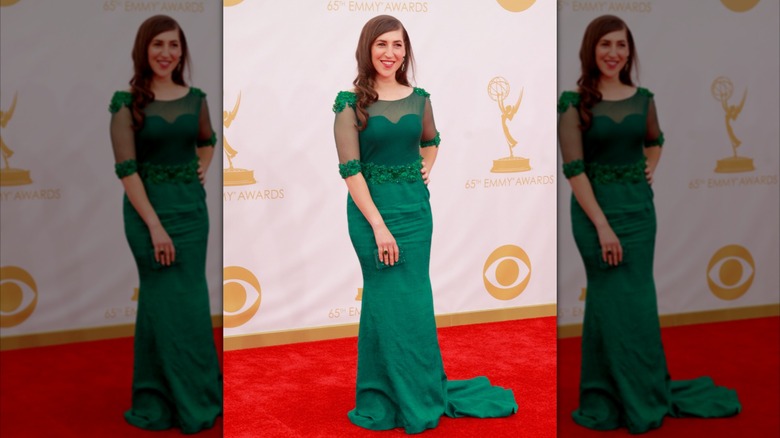 Mayim Bialik posing