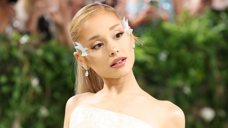 Ariana Grande posing