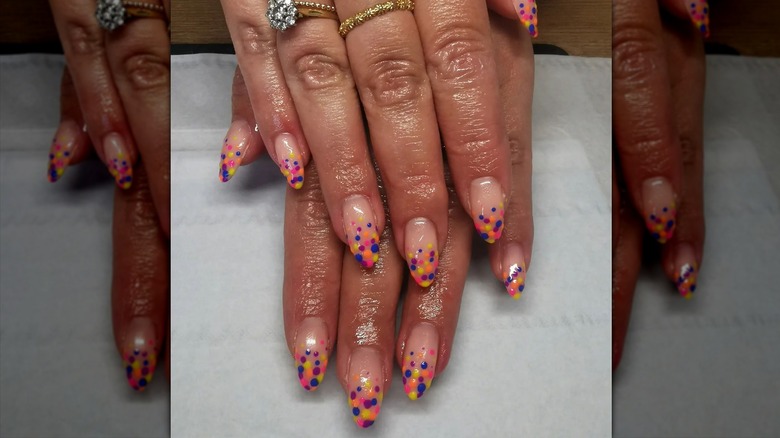 Polka dot nails