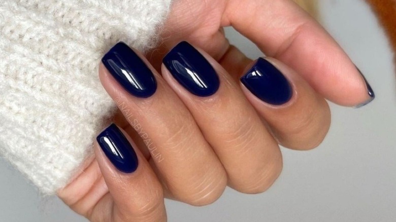 Midnight sapphire blue nails